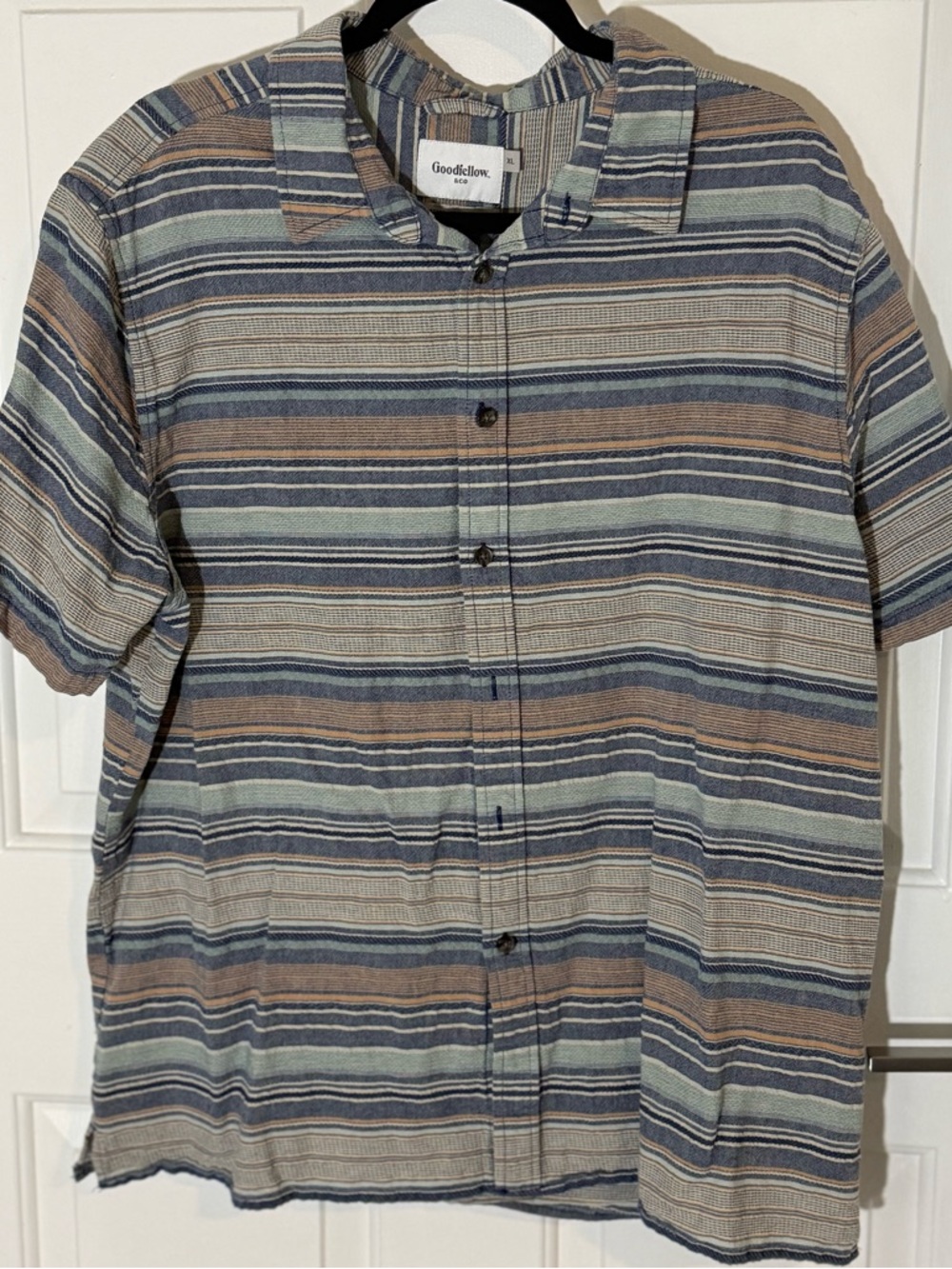 Mens XL Goodfellow & Co Button-Down Shirt
